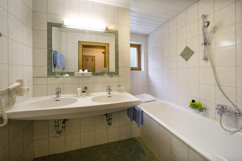 Alpenhotel Tirolerhof Gerlos Habitación foto